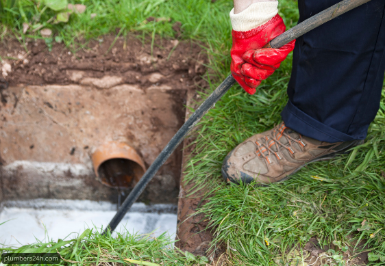 Drain Cleaning (590 x 470 px)